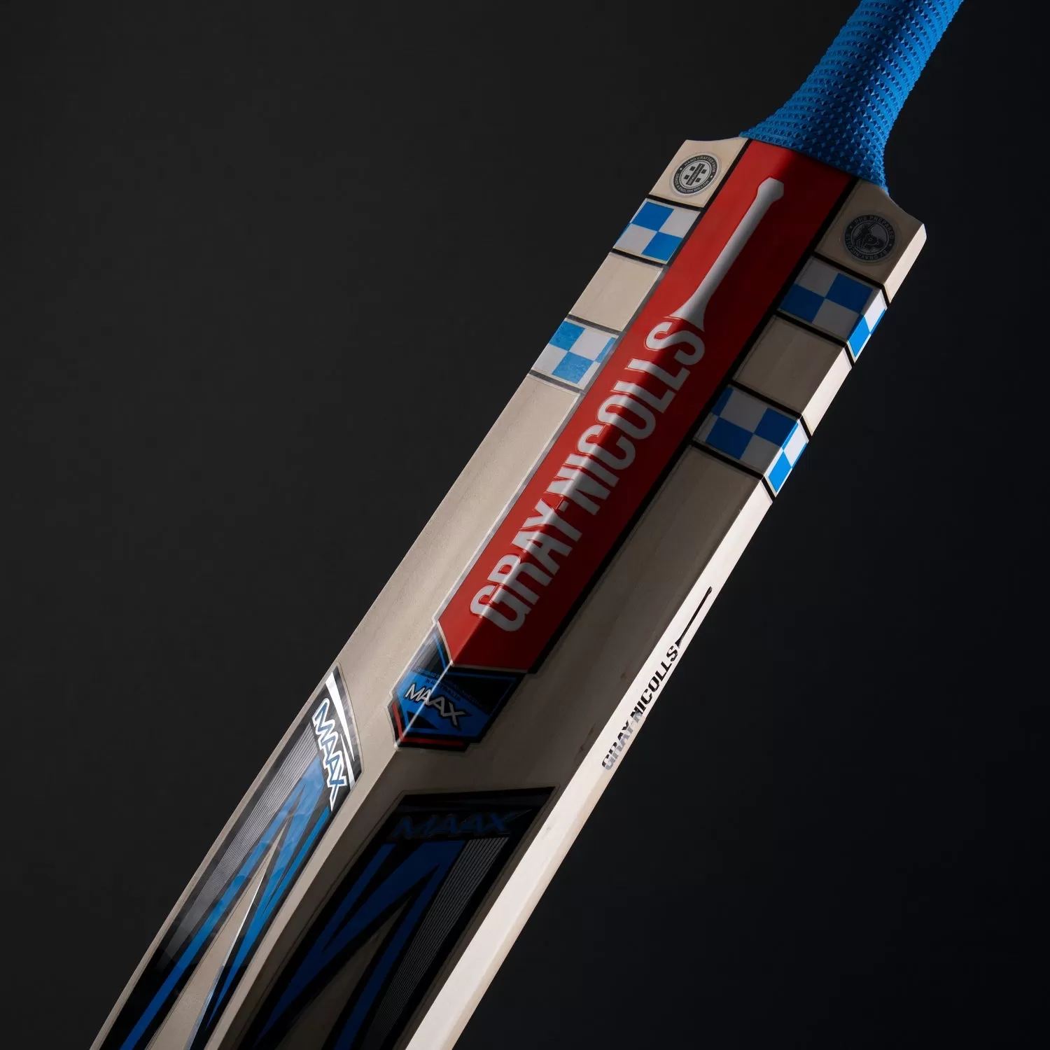 Gray Nicolls Cricket Bat, Model Blue MAAX 5 Star Junior English Willow