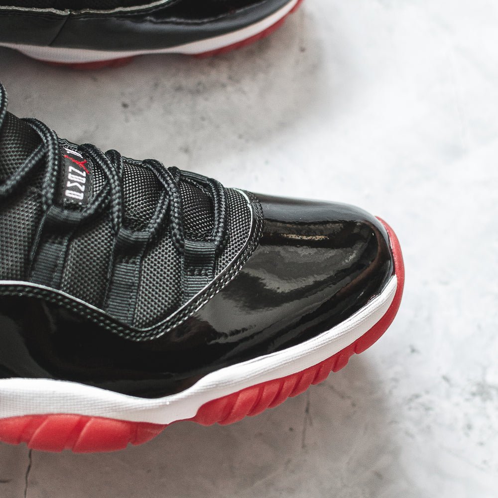 Jordan 11 Retro Playoffs Bred (2019)