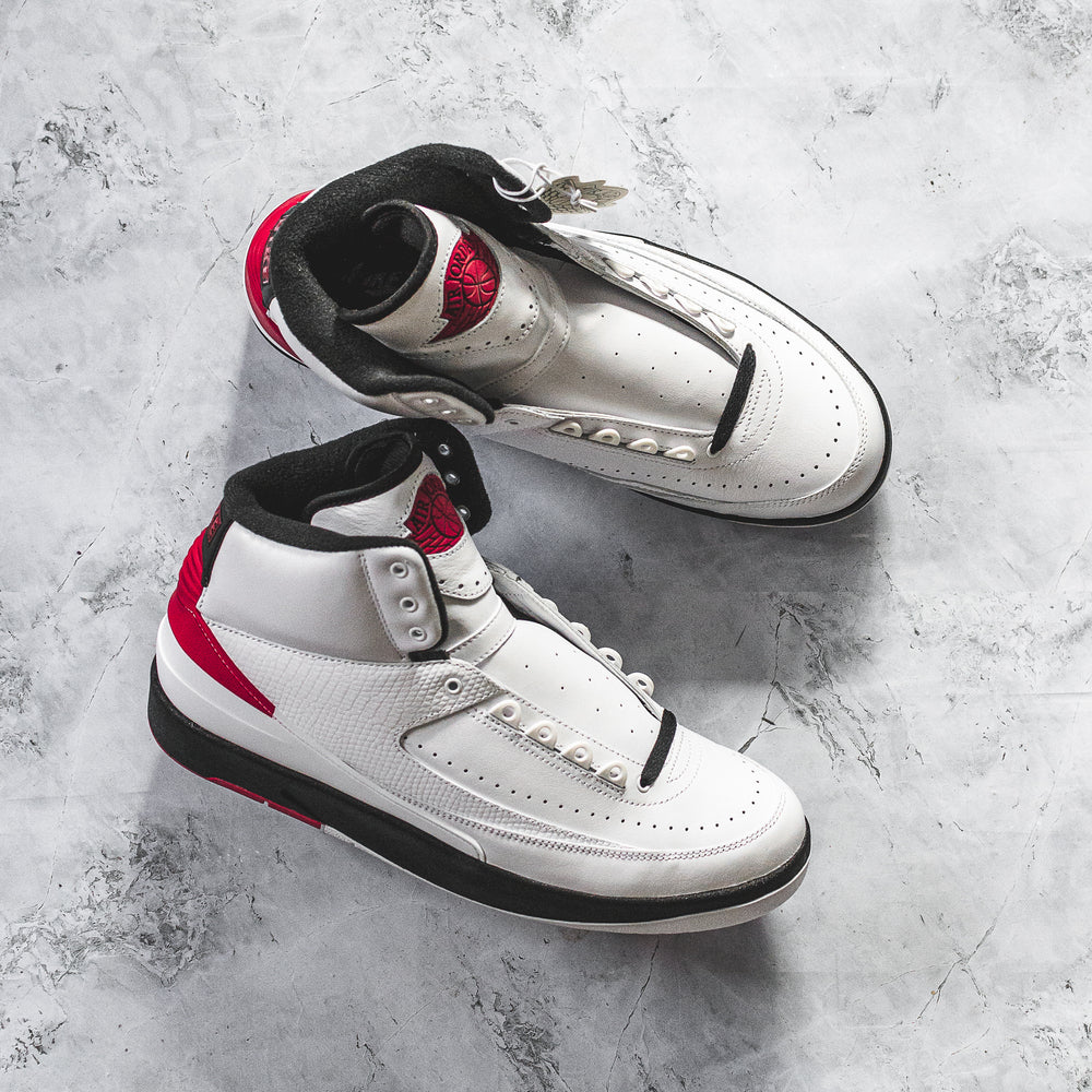 Jordan 2 Retro OG Chicago (2022)