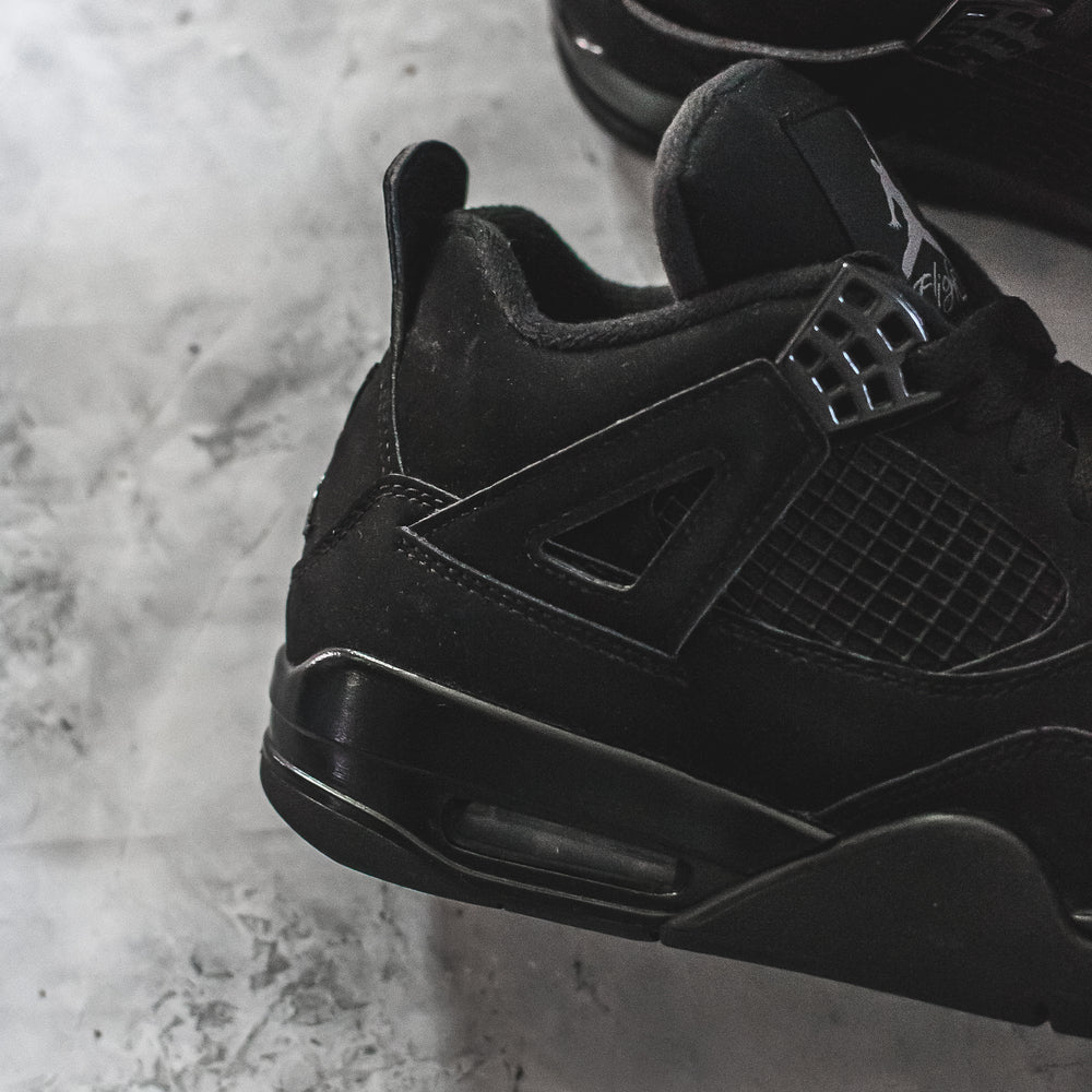 Jordan 4 Retro Black Cat (2020)