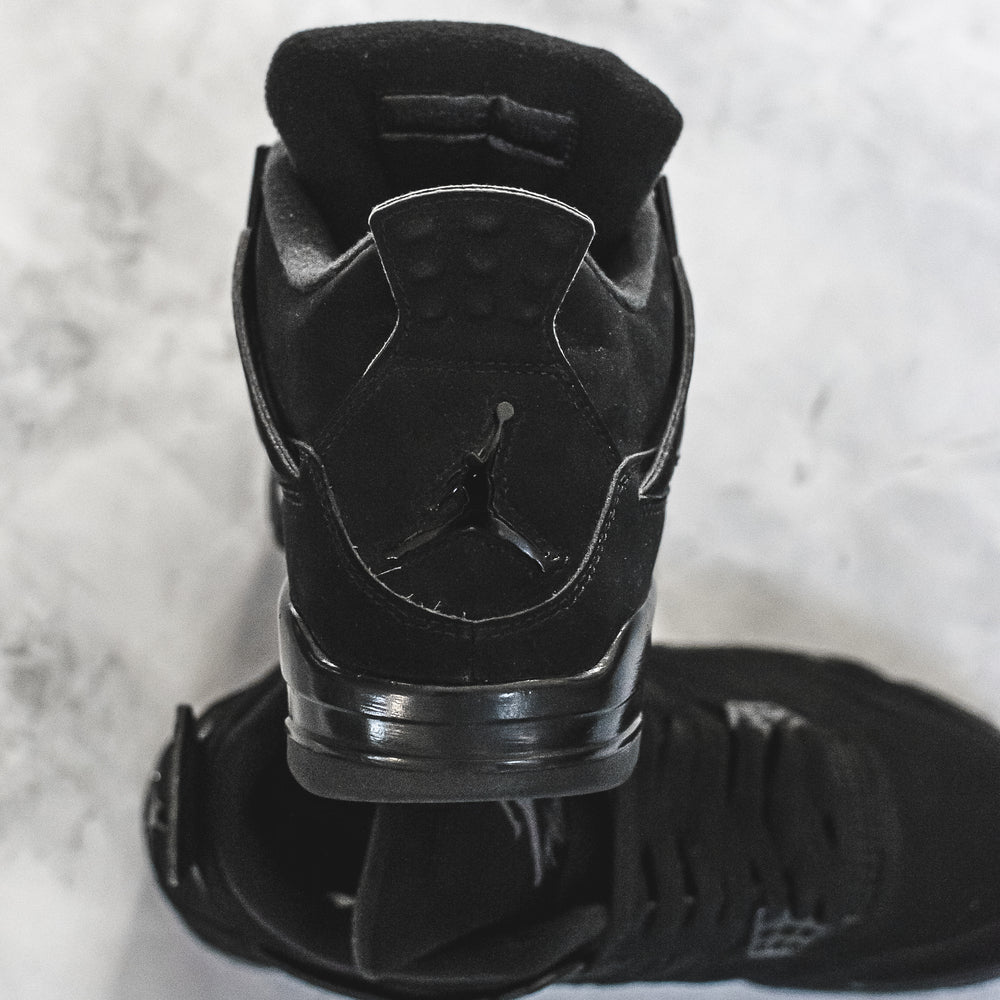 Jordan 4 Retro Black Cat (2020)