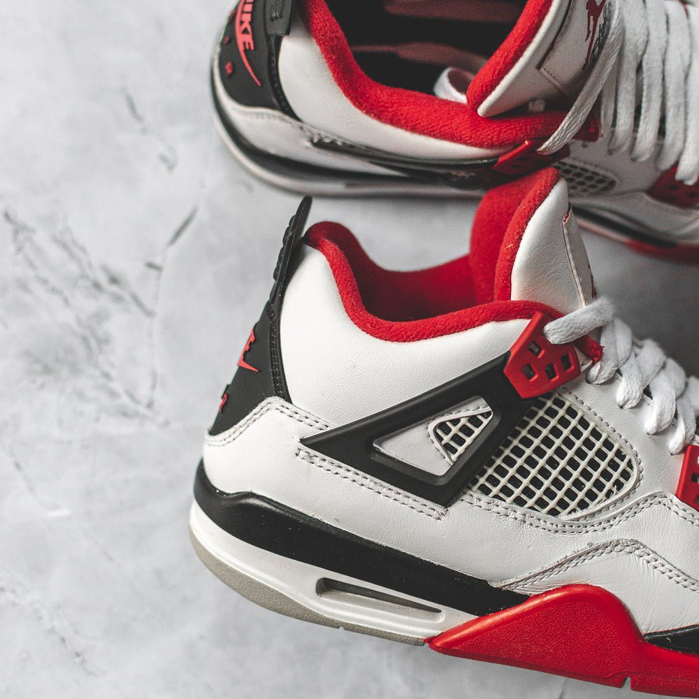 Jordan 4 Retro Fire Red (2020) (GS)