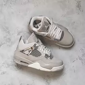 Jordan 4 Retro Frozen Moments (W)