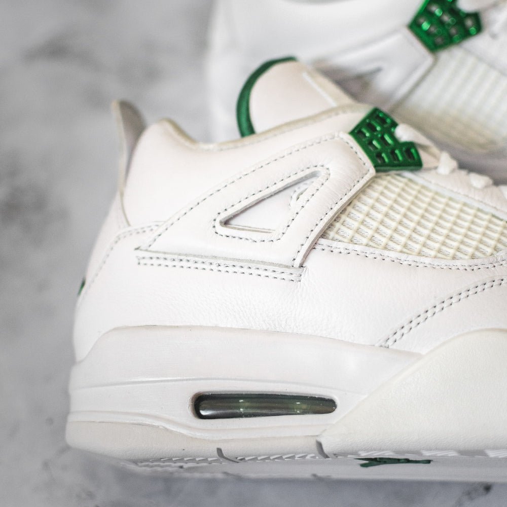 Jordan 4 Retro Metallic Green