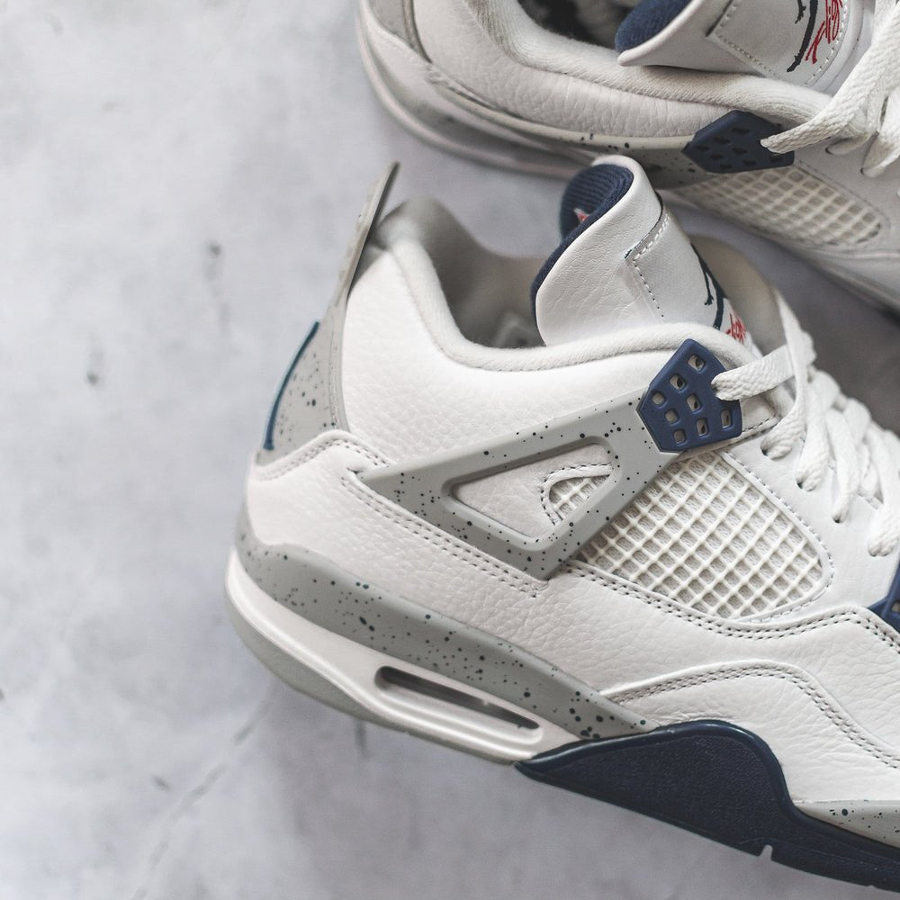 Jordan 4 Retro Midnight Navy