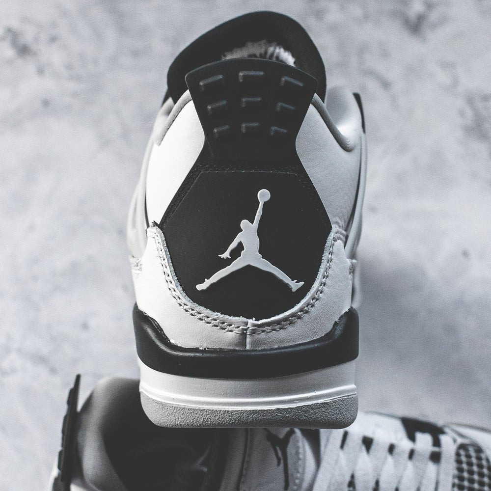 Jordan 4 Retro Military Black (GS)