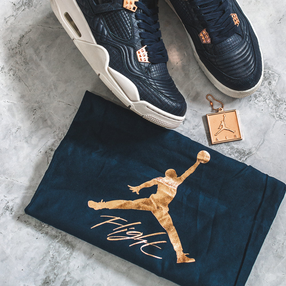 Jordan 4 Retro Premium Obsidian