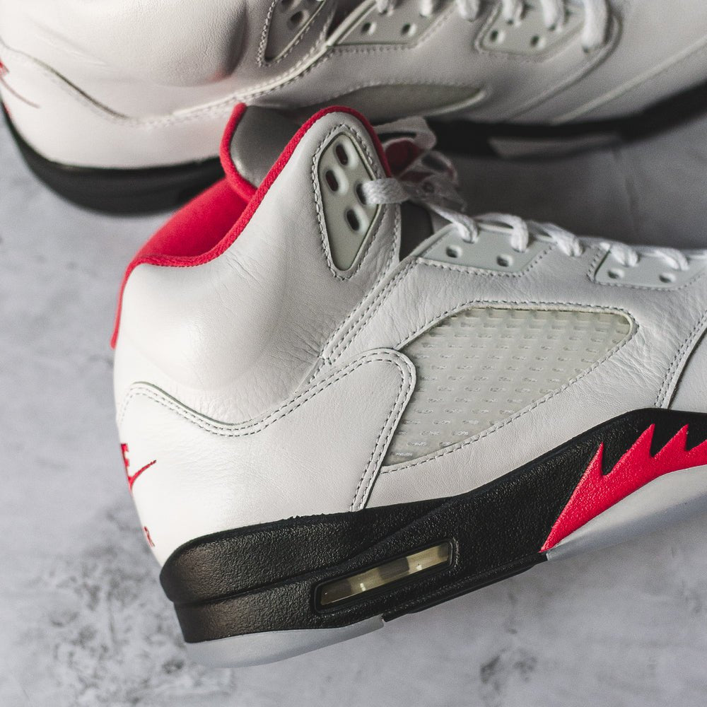 Jordan 5 Retro Fire Red Silver Tongue (2020)