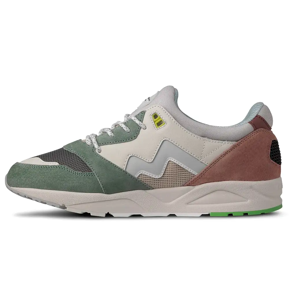 Karhu Aria 95 Trainers – Cork/Foggy Dew