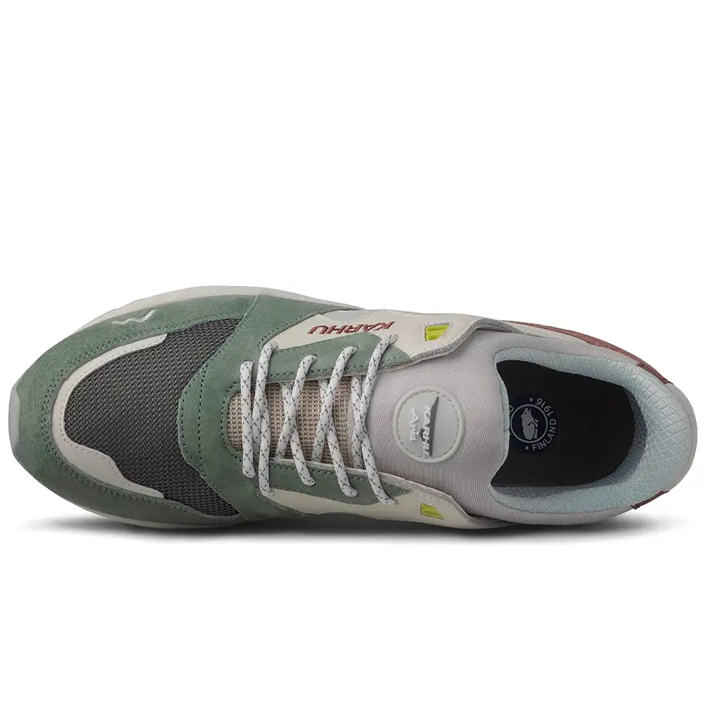 Karhu Aria 95 Trainers – Cork/Foggy Dew