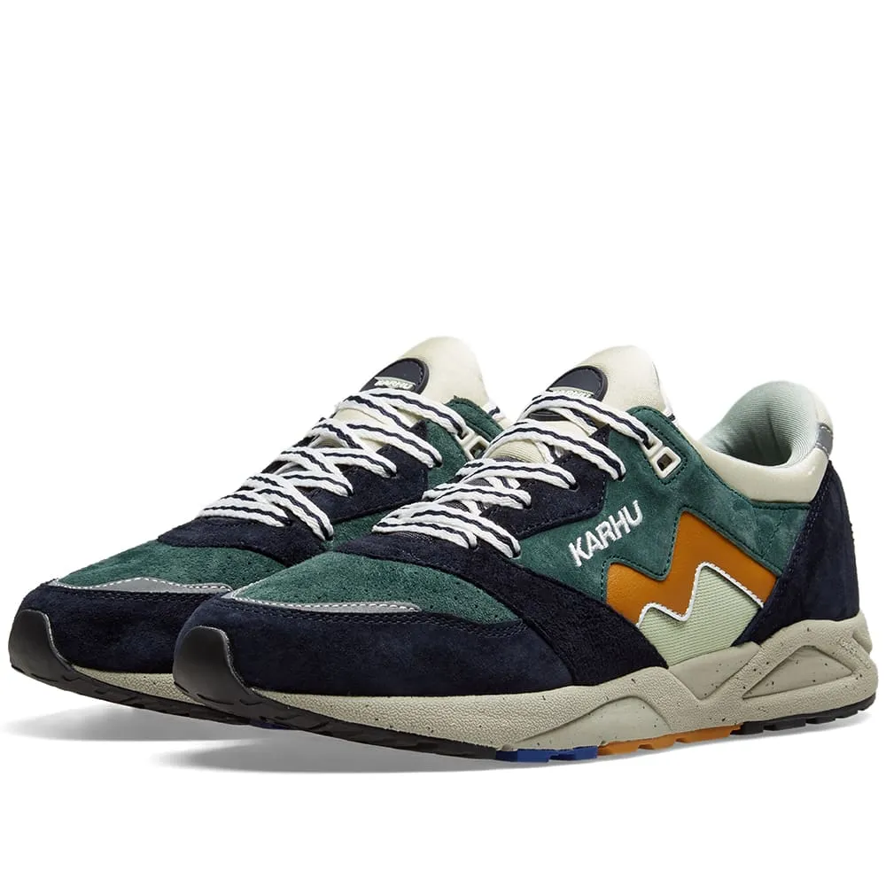 Karhu Aria 'Night Sky'Night Sky & June Bug