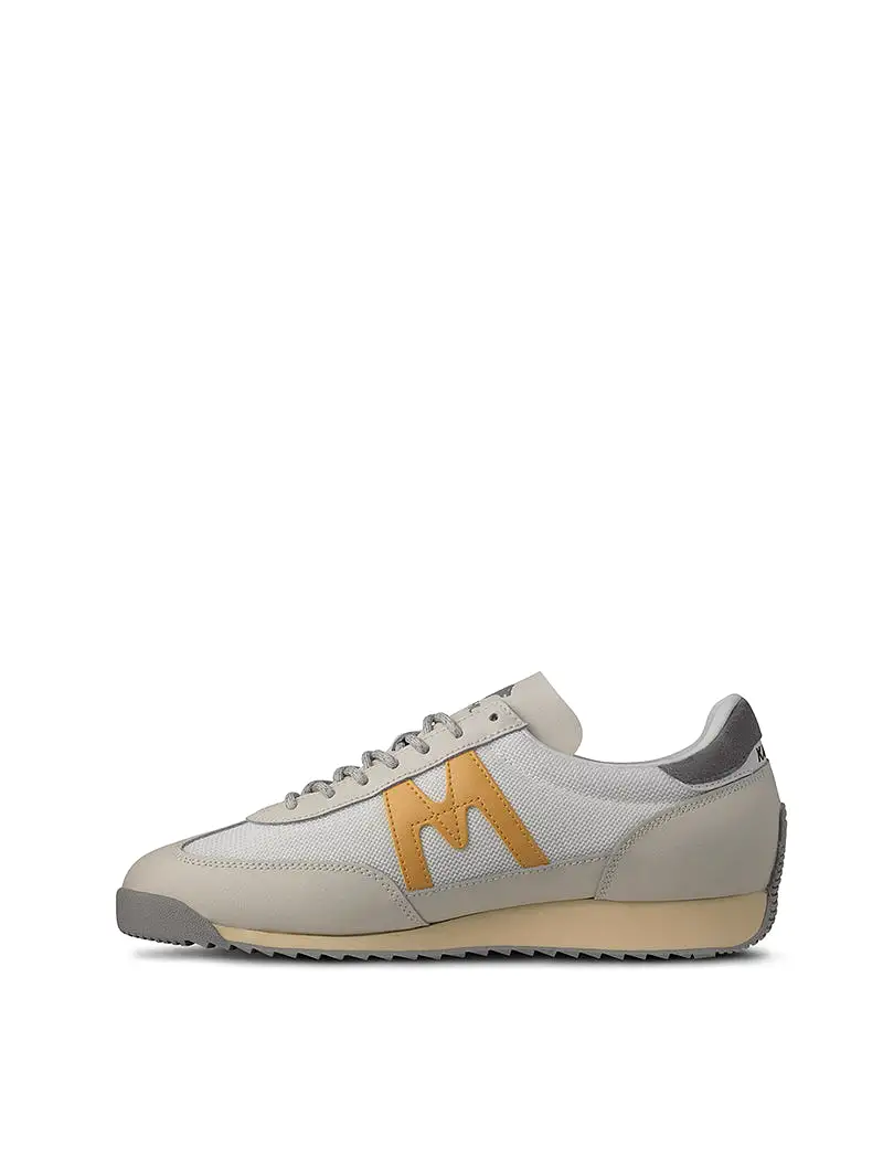 Karhu Womens Mestari Trainer Lily White / Banana