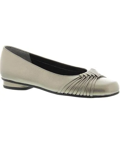 Mark Lemp Classics by Walking Cradles Marlene Womens Stacked Heel Round Toe Ballet Flats