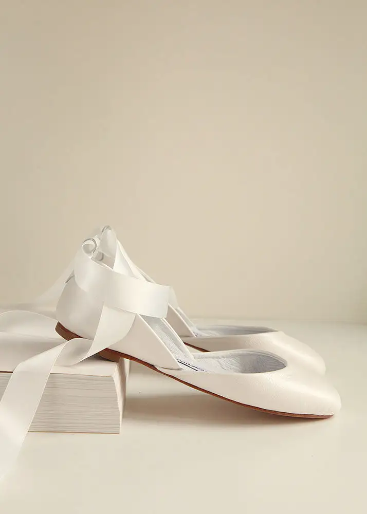 Special edition LUNA BALLET FLATS – PEARL IVORY