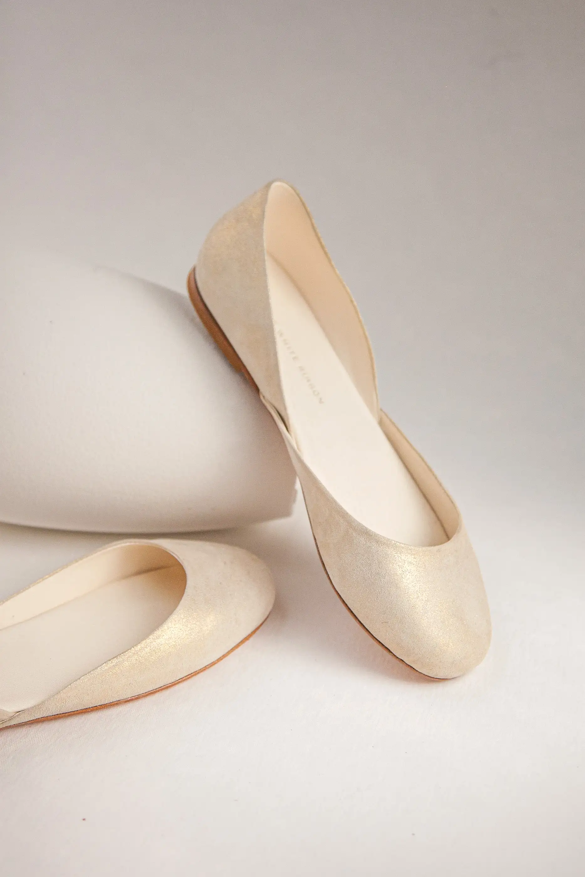 THEA BALLET FLATS - WHITE GOLD