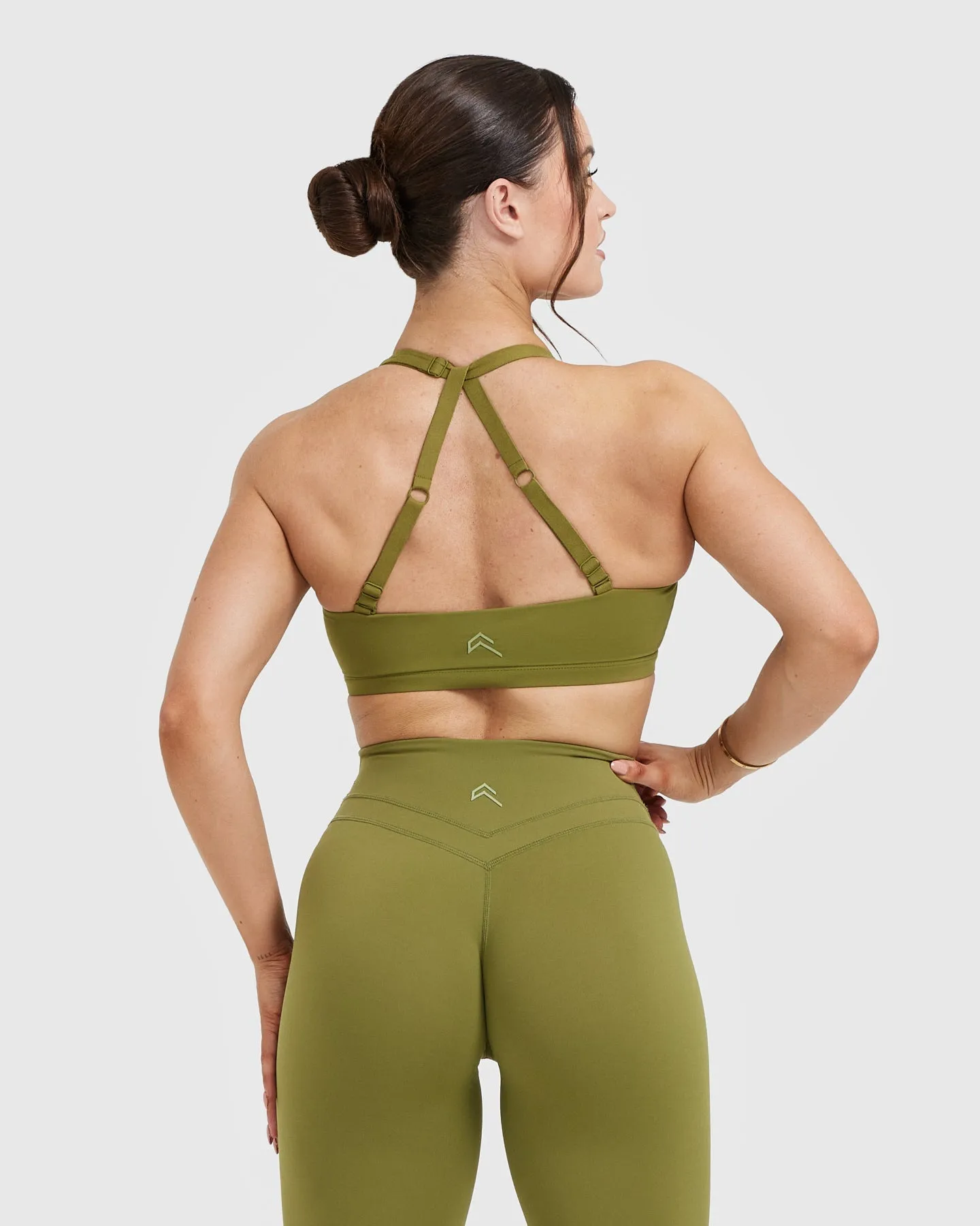 Unified Twist Sports Bra | Olive Green