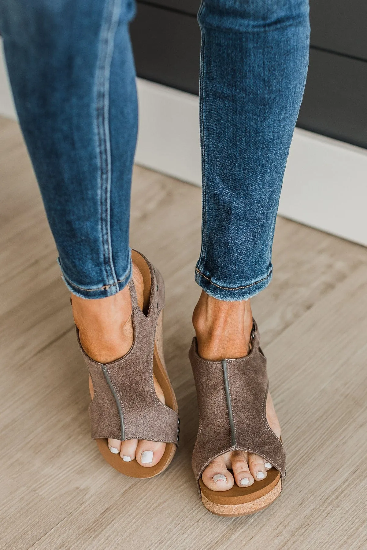 Very G Liberty Wedges- Taupe